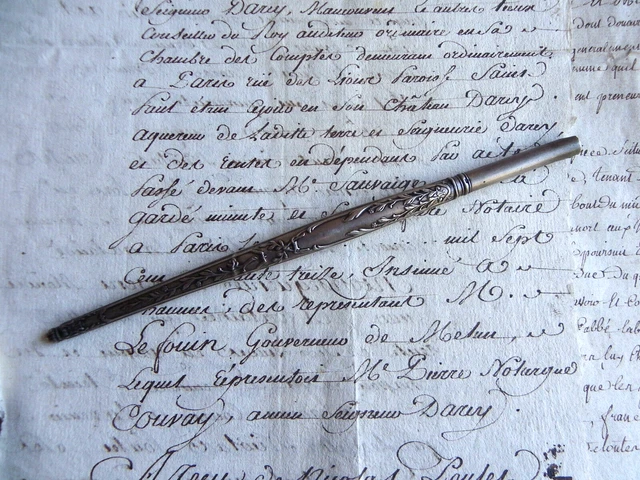 PORTE-PLUME ANCIEN EN ARGENT - FIN XIXème - POINÇON TÊTE DE SANGLIER - 19 g