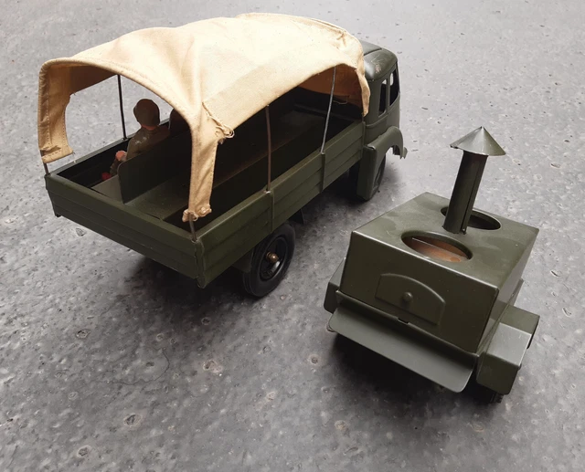 4 CV Renault Tôle CIJ 1/20 – Modèle Brut Chromé – Jouet Mécanique 1950 – Rare