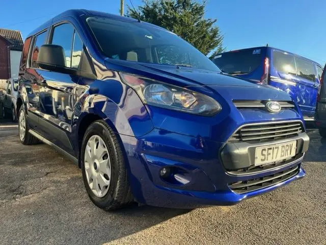 Ford Tourneo Connect auto automatic wav wheelchair access accessible disabled