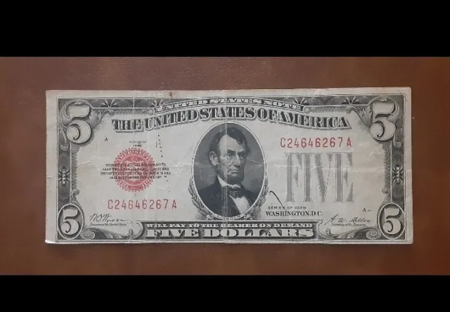 Red Seal $5 bill 1928 legal tender