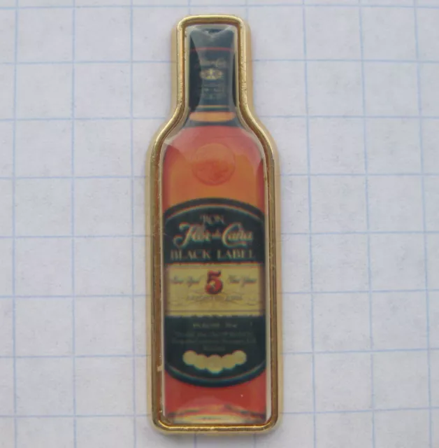 FLOR DE CANA / GRAND RESERVA / NICARAGUA ............Rum Pin (712)