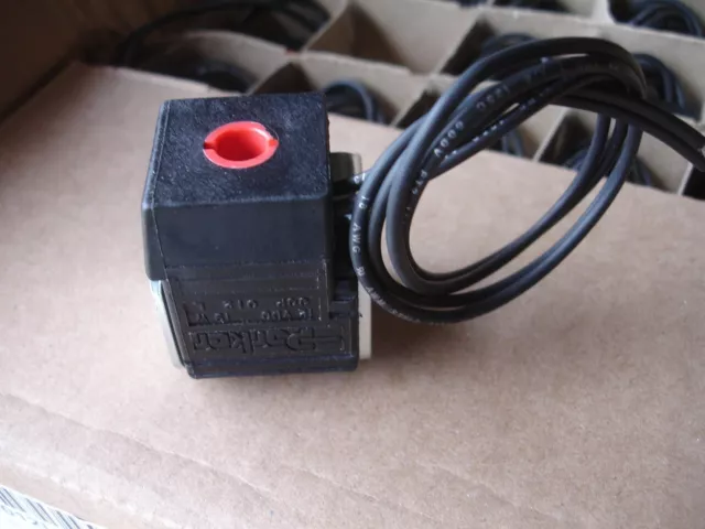 Parker Replacement 1/2" Solenoid Coil CCP012L with Double Lead 12VDC 19W NEW