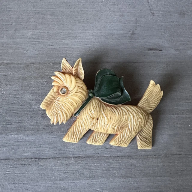 Broche Vintage Boucher Motif Chien - Bijou Ancien, Occasion, Marque Française