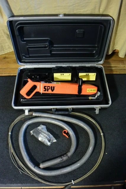 Spy Holiday Locator Set Model 790