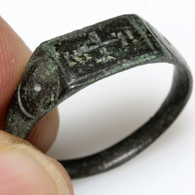 MEDIEVAL CRUSADERS TEMPLARS, bronze ring, circa 1000-1300 A.D £59.99 ...