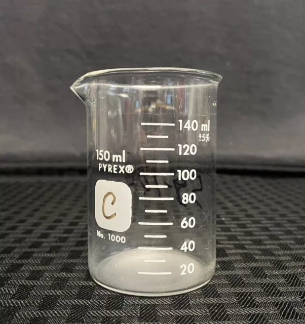 CORNING PYREX Glass 150mL Low Form Graduated Griffin Beaker 1000-150 Chipped