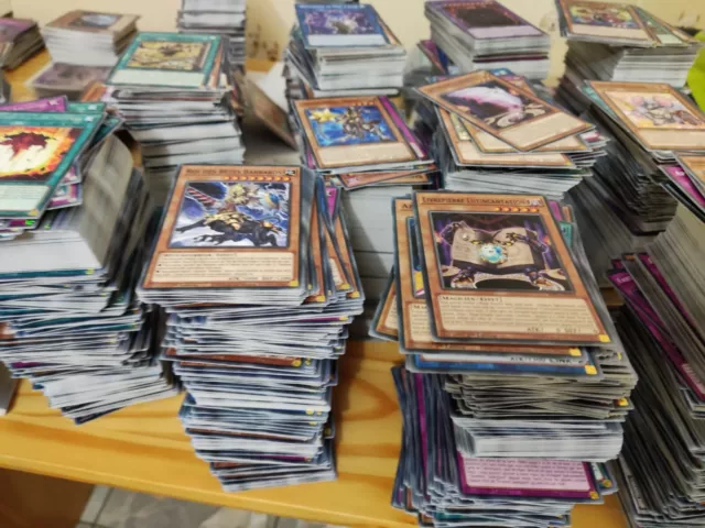 🇲🇫 Lot de 100 Cartes Yu-Gi-Oh Sans Double + RARES + BRILLANTES 🇲🇫