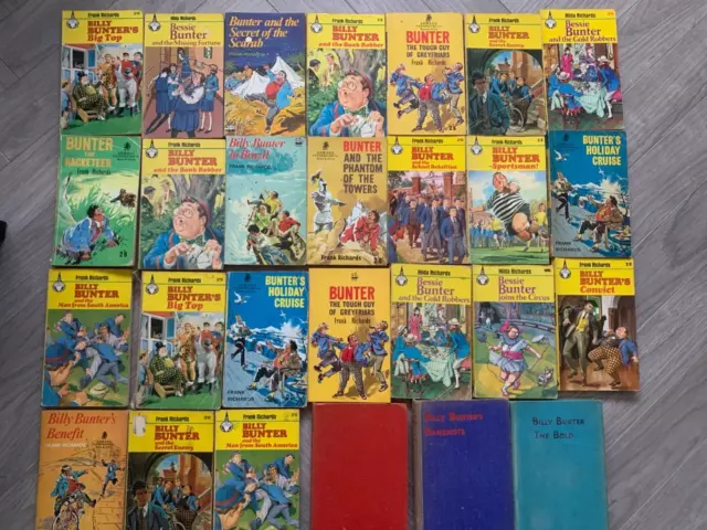 Bundle of 27 various Frank Richards Billy Bunter vintage books