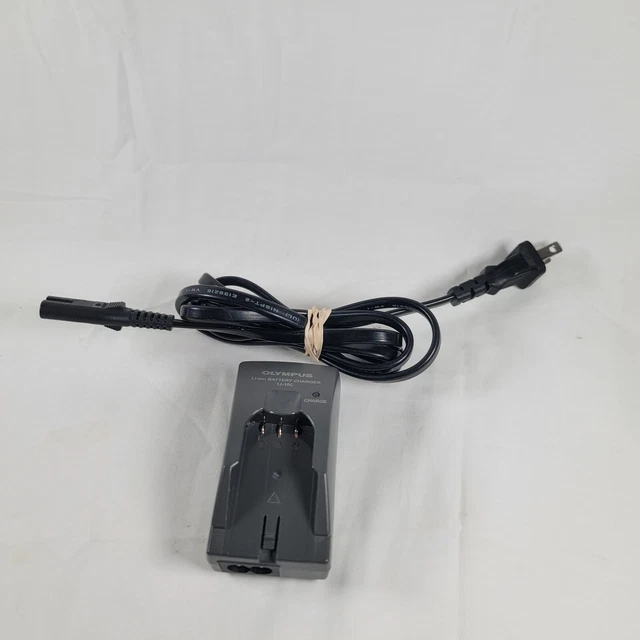GENUINE OLYMPUS LIION Battery Charger Dock Cradle LI10C For LI10B