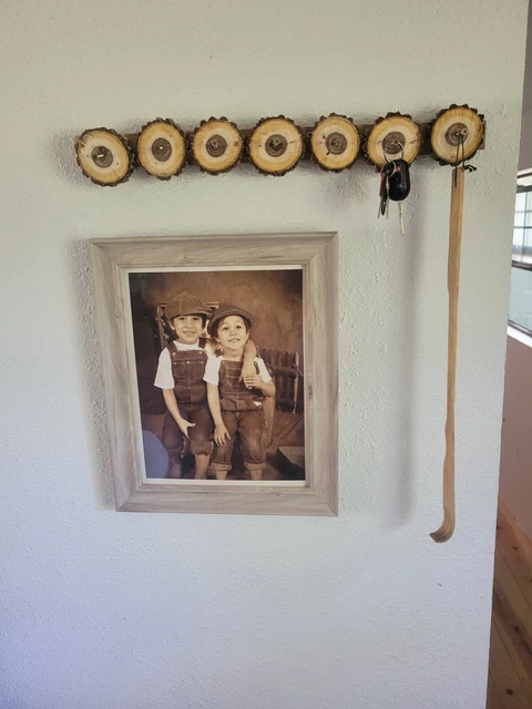 Key Holder Wall Mounted Organizer  Hook Rail Home Decor cabin real wood 6 hooks
