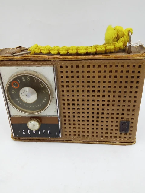 Royal  650=6JT45Z1 Zenith Radio USA Parts And Repair