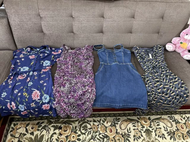 Huge  Lot of women clothing size XS & Small clothes Lot Of 9 Pieces.