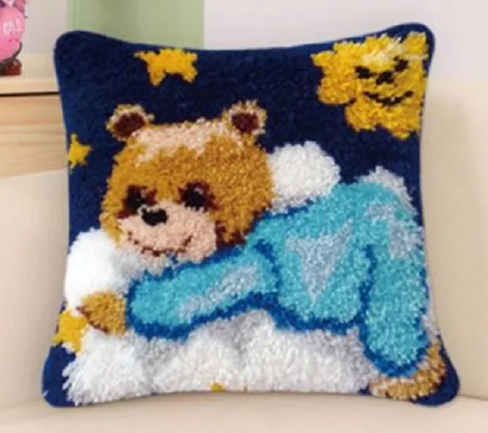 Knüpfkissen * Bastelset * Kreativ * OVP * Teddybär auf Wolke * 40 x 40