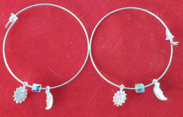 ORECCHINI a cerchi in argento con 2 charm sole e luna