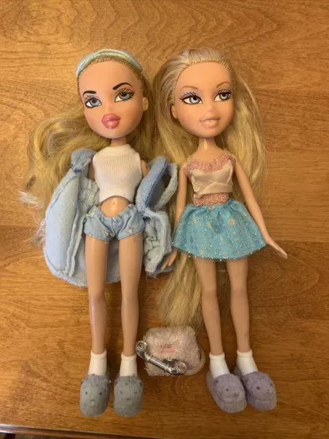 BRATZ SLEEP OVER + Slumber Party Cloe Dolls 2001 Lot Pajamas