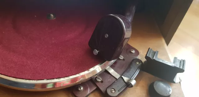 Elektrisches Grammophon Plattenspieler Braun  Schatulle um 1932