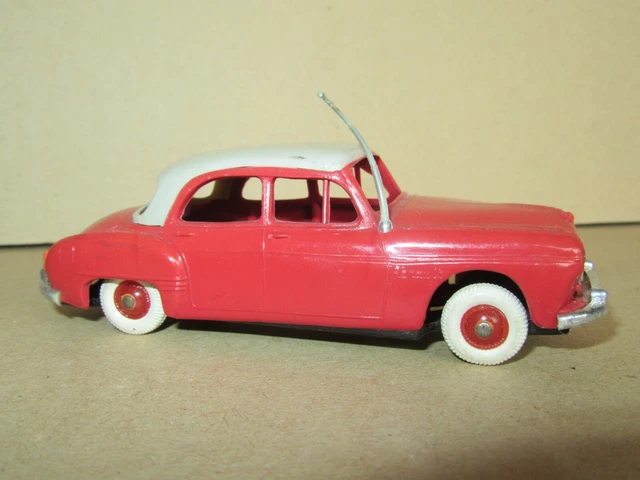 Norev Modèle n° 11 Renault Frégate Grand Pavois