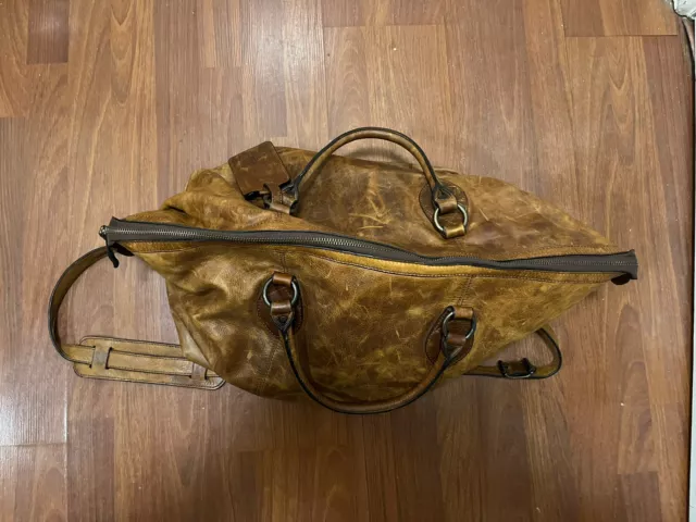 Frye logan weekender bag 2025