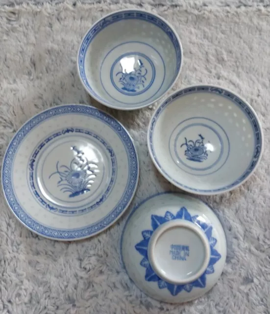 Lot Bol De Riz Bleu Et Blanc.  Porcelaines De Chine.  Chrysanthème