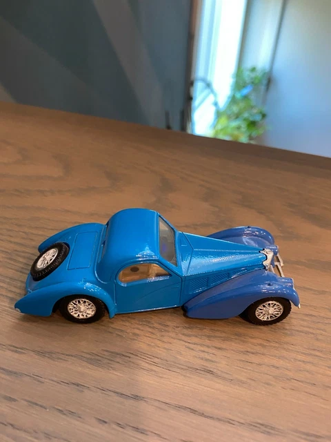 Bugatti 57 S Atalante 1939 n°42 Solido 1/43 Jaune - Etoile Auto49