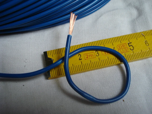 fil souple bleu (lot de 5 m) câble électrique 1 x 0,75 mm2  multibrins