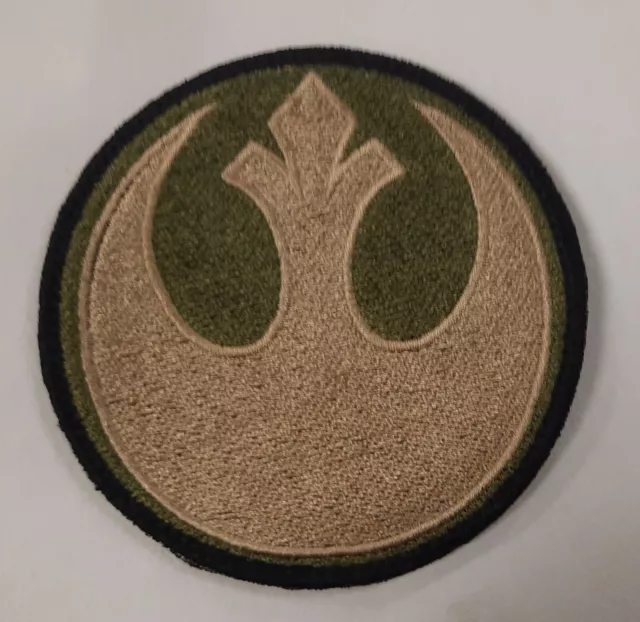 Star Wars Rebel Alliance Symbol Emblem Shoulder Patch Khaki on Green Embroidered