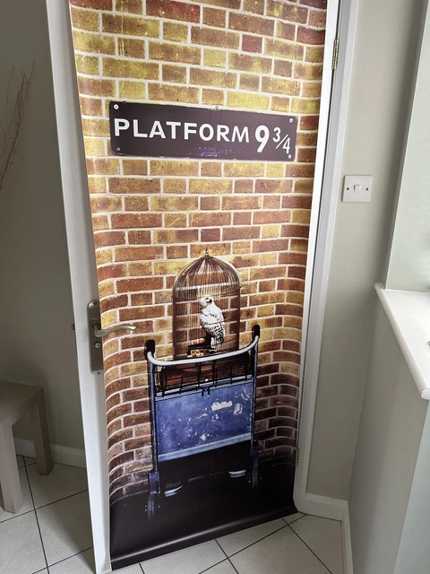 HARRY POTTER PLATFORM 9 3/4 Door Mural- RARE! £75.00 - PicClick UK