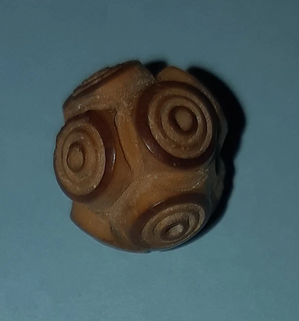 Tibet / Thibet - Ancien pendentif / perle artisanal en bois - TBE