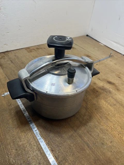 Cocotte minute Seb 3,5 litres - Électroménager