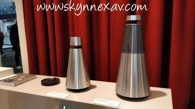 Bang & Olufsen BeoSound 8 – Coque Design Blanche Avec Faces, Édition Neuve Sous Blister