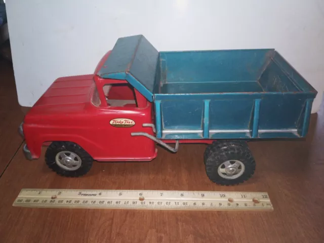 Vintage Late 50's Early 60's Pat Pending TONKA Toy 13"  Dump Truck Red & Blue