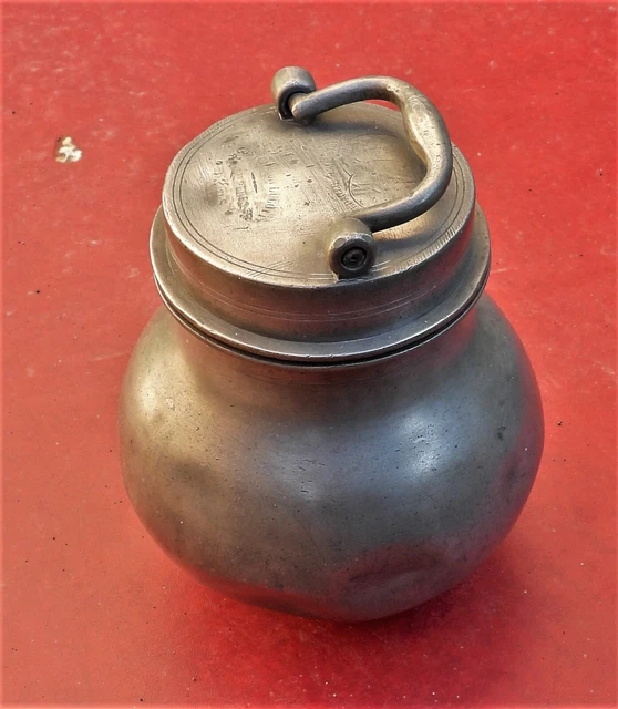 Ancien pot à bouillon en étain  " Sustenteur - Lucotte" Paris - 1875 -N°3
