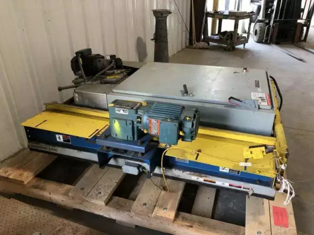 American Lifts Hydraulic Scissors Lift Table 3000lb w/ Versa Roller Conveyor 3PH 2