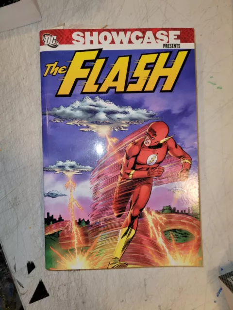 Dc Showcase Presents The Flash, Vol. #1, Dc Comics, 2007, 9.6 Nm+, Softcover!
