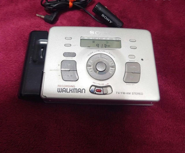 SONY RECORDING WALKMAN radio cassette player WMGX822 operation