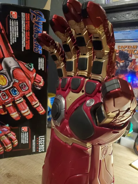 The Avengers Endgame Iron Man LED Glove 1:1, Marvel Comics, Infinity Gauntlet 3