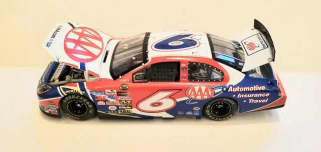 NASCAR 2006 Mark Martin #6 AAA Ford 1:24 Team Caliber Preferred #6021