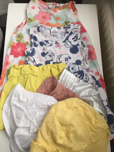 Baby Girl - Summer Clothes Bundle 12-18 Months - Dresses / Shorts / Hats