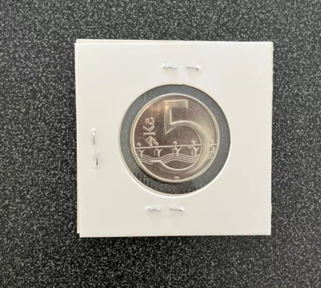🐞2017 Czech Republic 5 Five Korun Coin🐞 Silver Colored #N6🐞