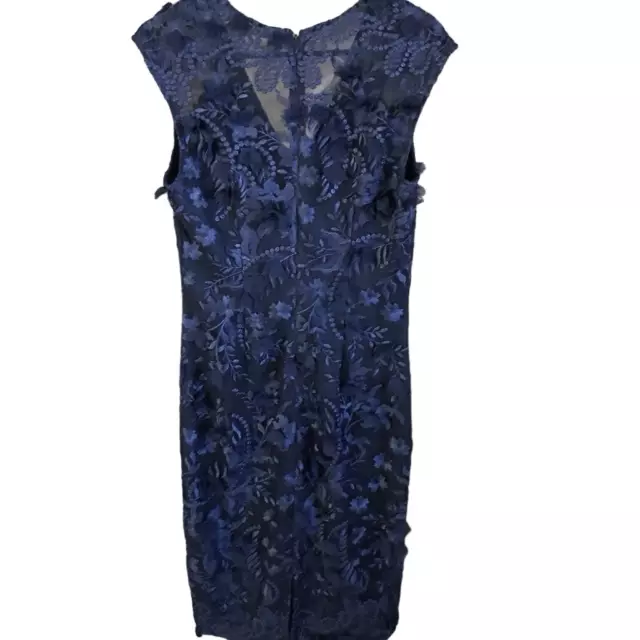 Carmen Marc Valvo infusion 3-d navy petal embroider v neck sheath dress SZ 8 (Sj