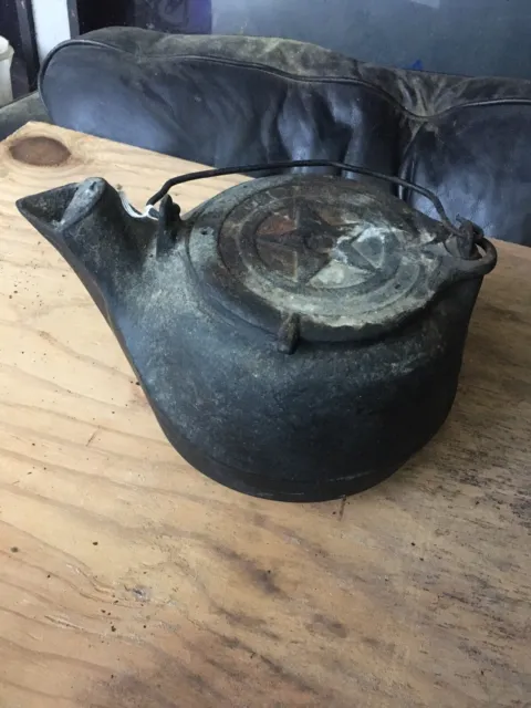 Old Cast Iron Tea Pot Kettle No 8 Star Gate Mark Teapot Swivel Lid