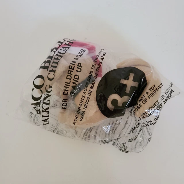 TACO BELL Chihuahua Dog Plush NIP Santa Hat "Feliz Navidad Amigos"
