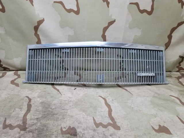1985-1987 Buick Lesabre Estate Wagon Grille Radiator GM 25521269 OEM Chrome