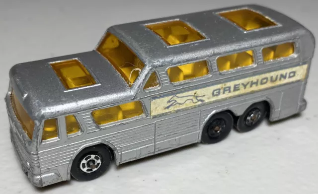 Matchbox - Series No. 66  Superfast Greyhound Coach Vehicle Die-Cast Bus