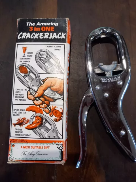 Vintage Crackerjack Nut Crackers (1975) 3 in 1 excellent working order with box