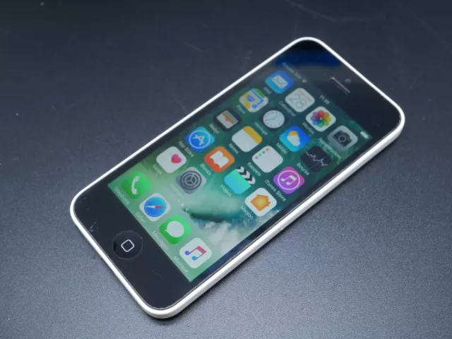 Apple iPhone5C 8GB  BLANC Bon État desimlocker tout opérateur