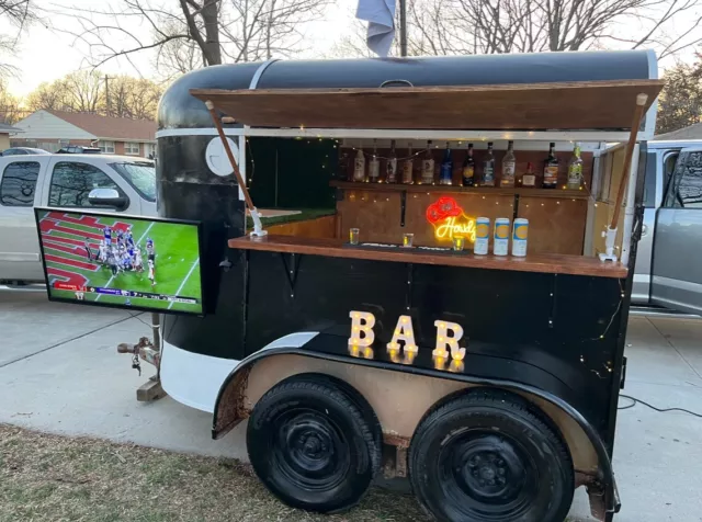 Brand New Mobile Bar Horse Trailer