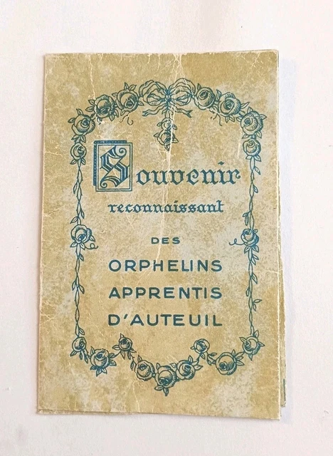 Rare Reliquaire Tissus Sainte Thérèse Avec 3 Médailles Vierge Et Sainte
