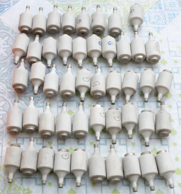 48x Fusible bouteille taille DII, 4A, 500V. Lot de 48