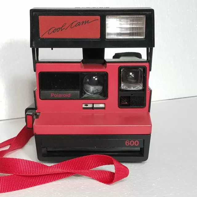 Polaroid COOL CAM 600 Vintage Red & Black Instant Film Flash Camera w/ Red Strap